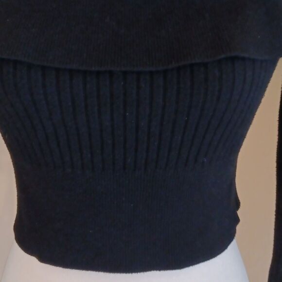 Wild Fable Black Off-the-Shoulder Sweater Ribbed Knit. Whimsigoth. Dark Summer. - Picture 4 of 12